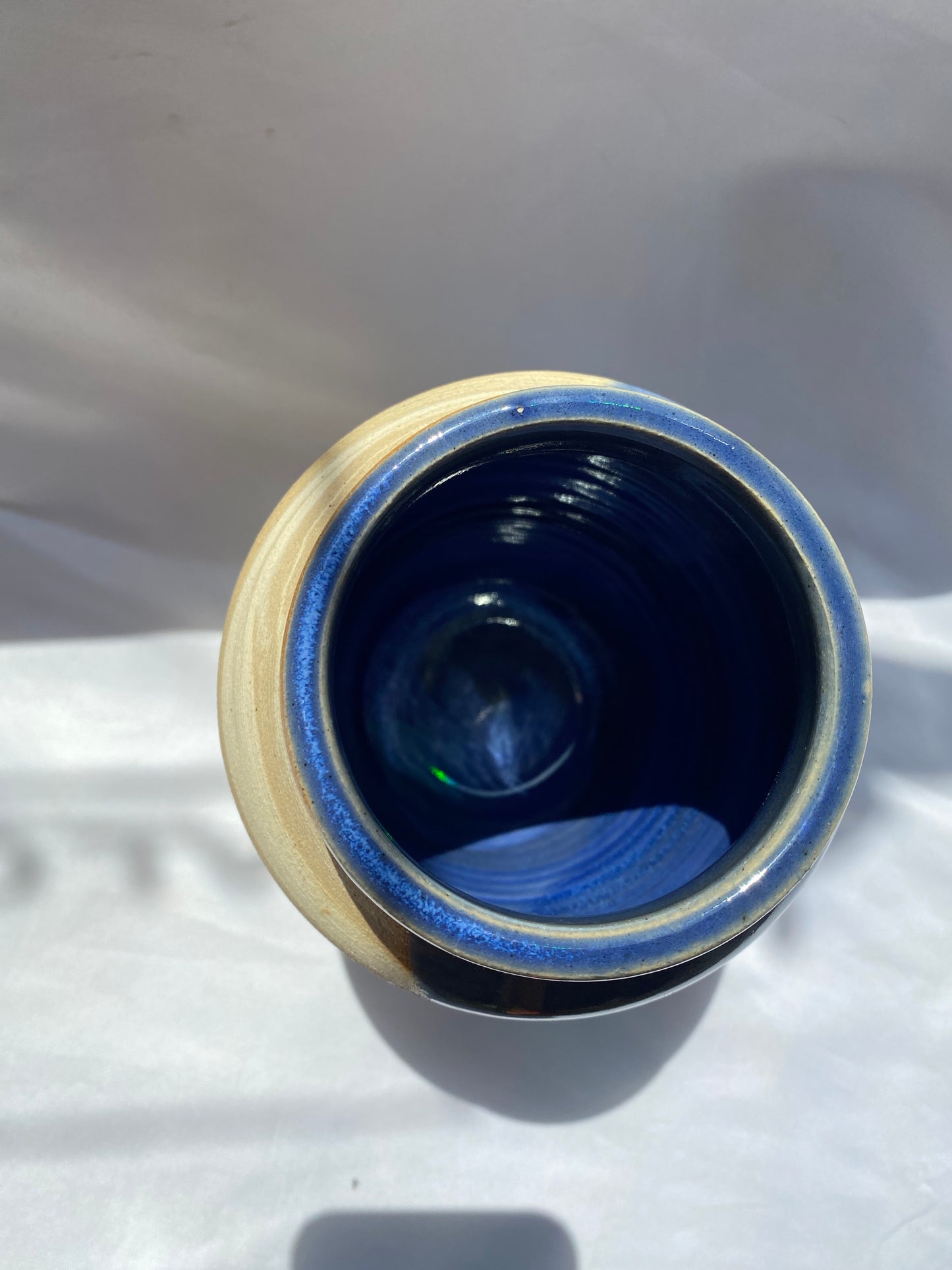 Vase.