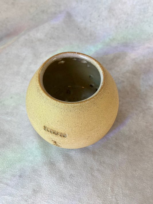 Scorpio Light Holder