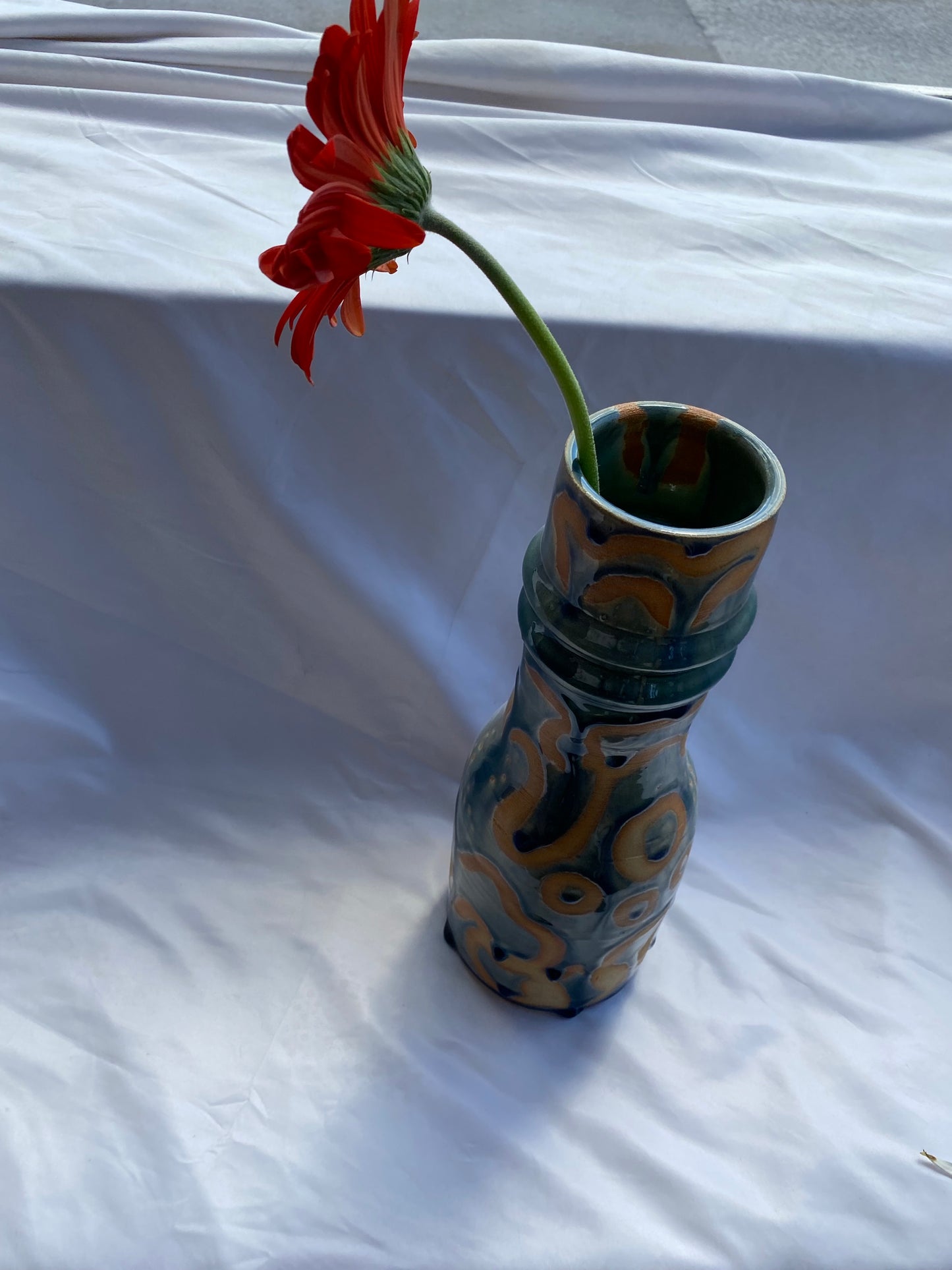 Vase.