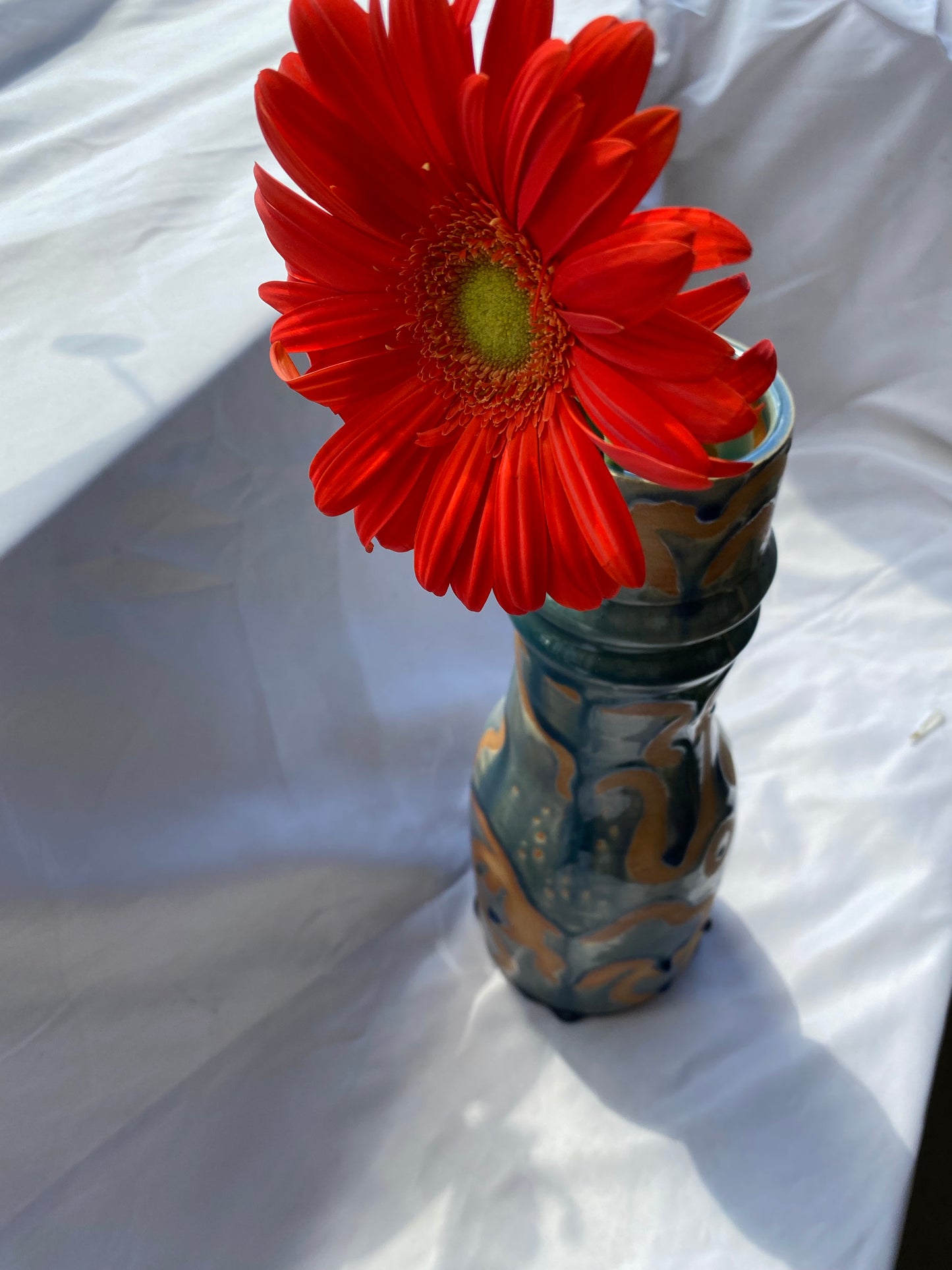 Vase.